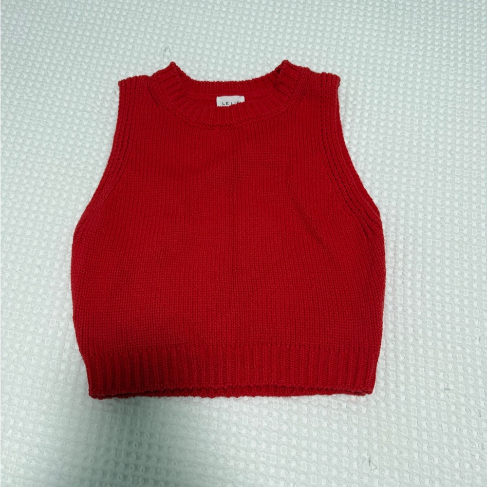 Le Lis Bold Red Knit Tank